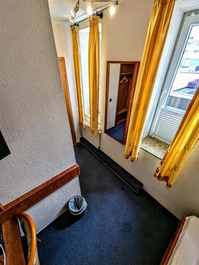 קאסל Hotel Am Rathaus מראה חיצוני תמונה