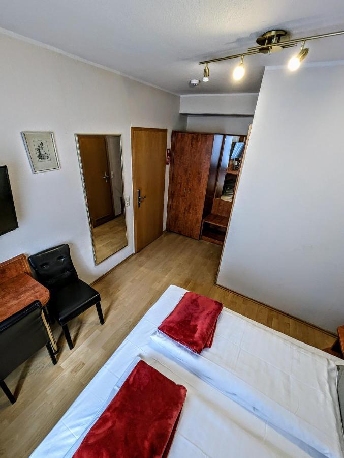 קאסל Hotel Am Rathaus מראה חיצוני תמונה