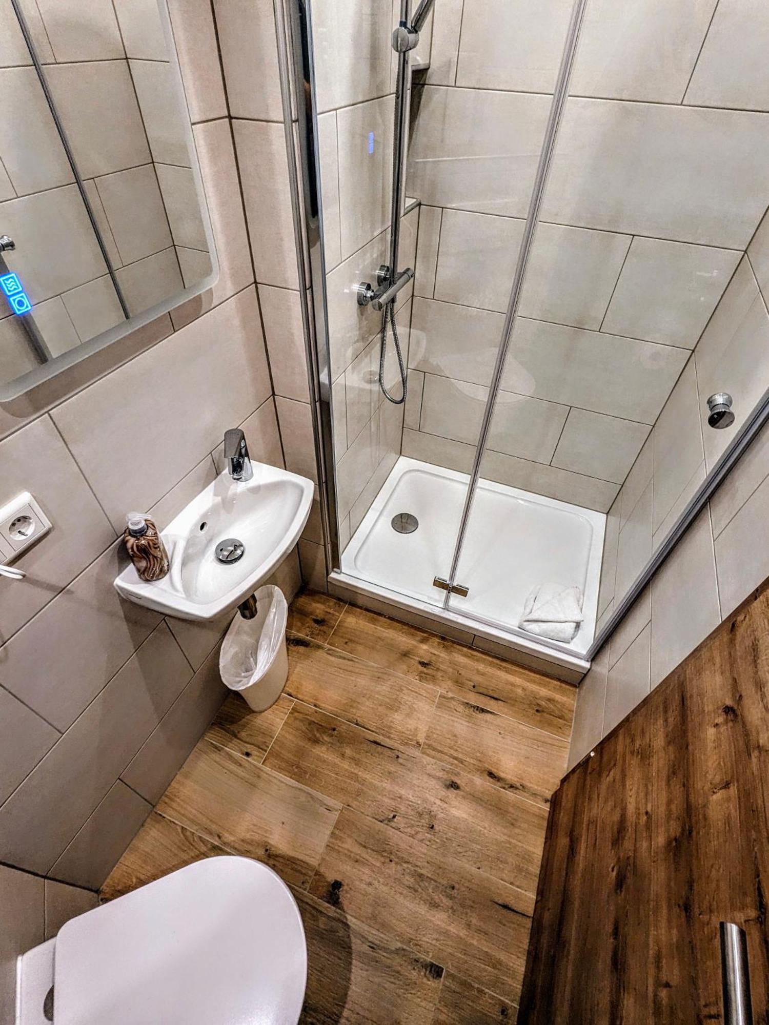 קאסל Hotel Am Rathaus מראה חיצוני תמונה