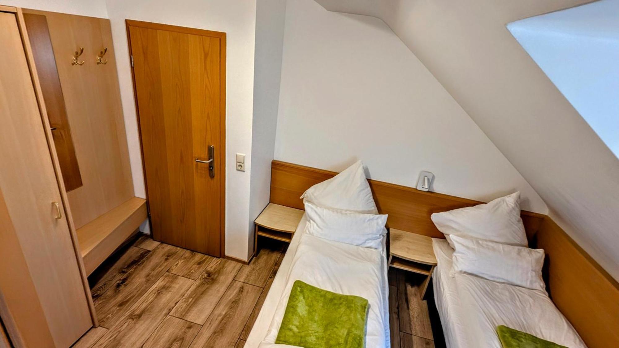 קאסל Hotel Am Rathaus מראה חיצוני תמונה